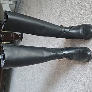 Black tall boots size 6